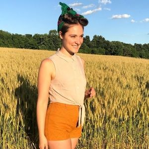 Meet your Posher, Kait